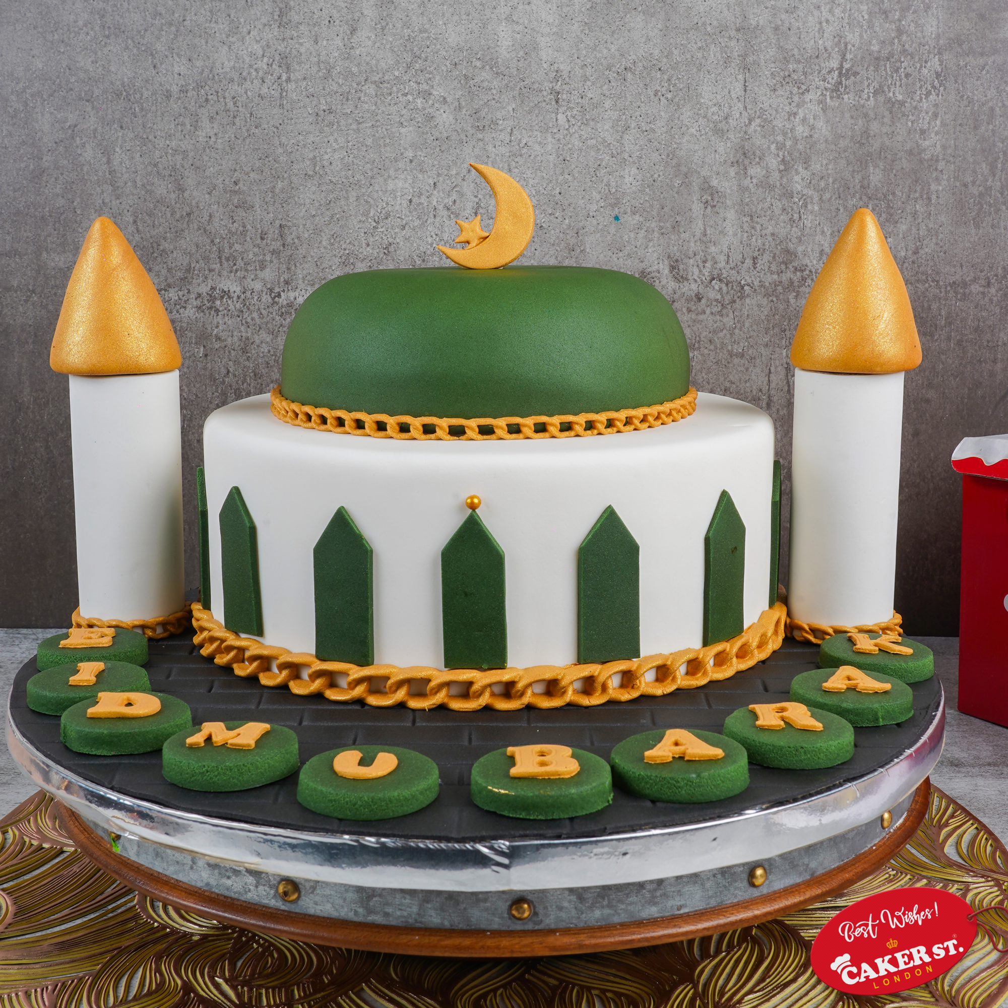 Eid Mubarak Celebration Cake with Personalised Name