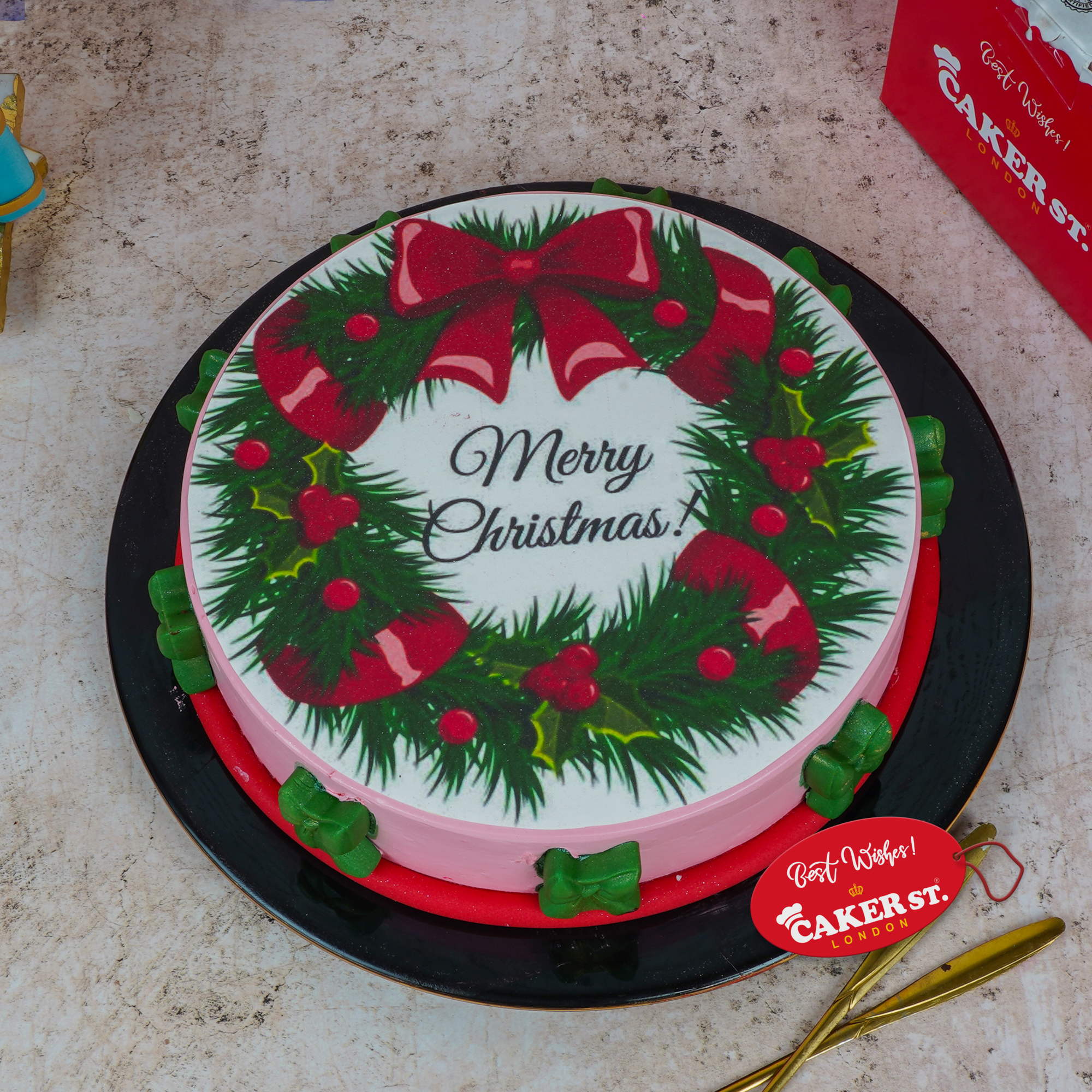 Merry Christmas Wreath Cake