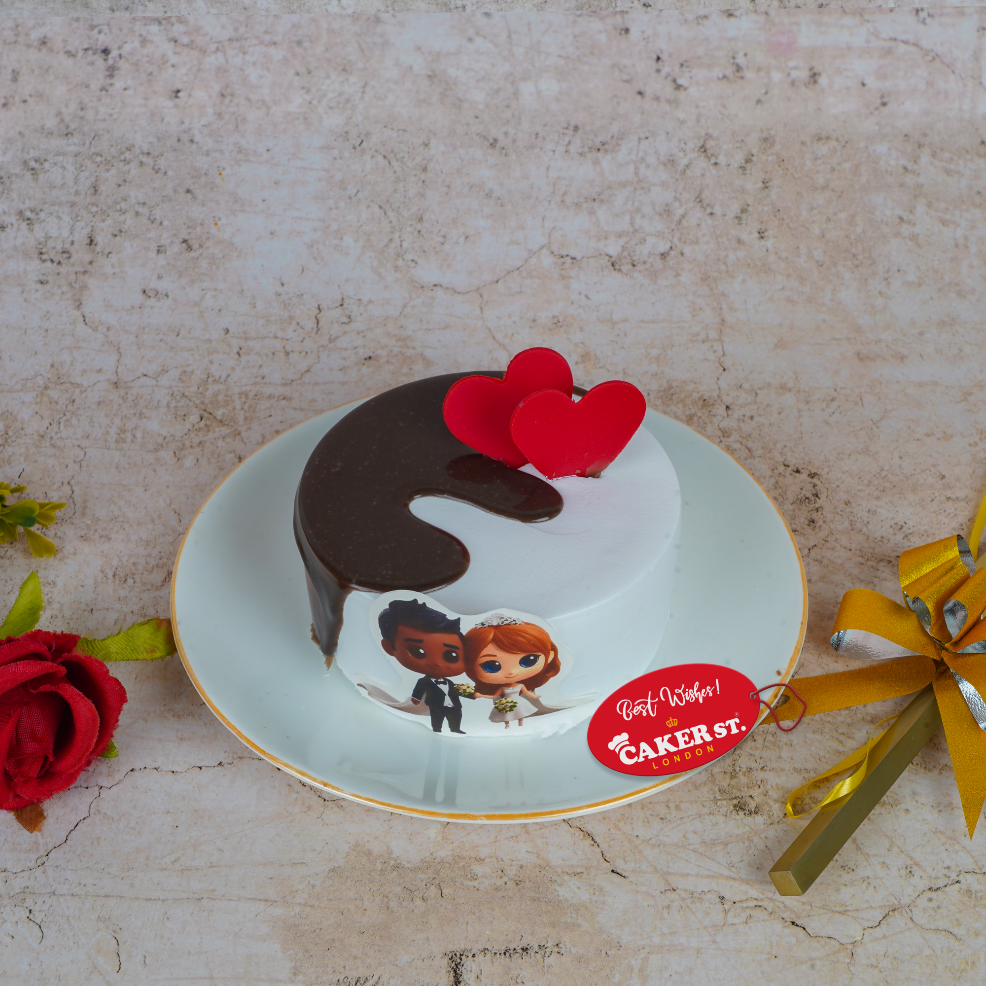 Romantic Couple Anniversary Cake with Hearts