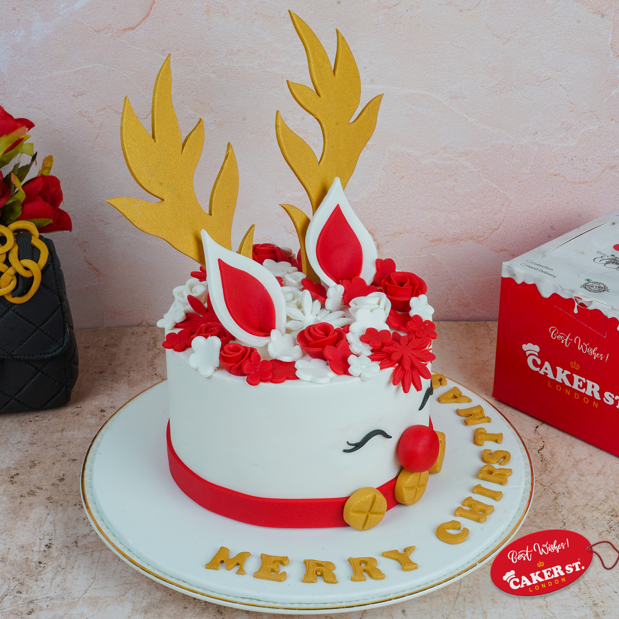 Reindeer Christmas Cake