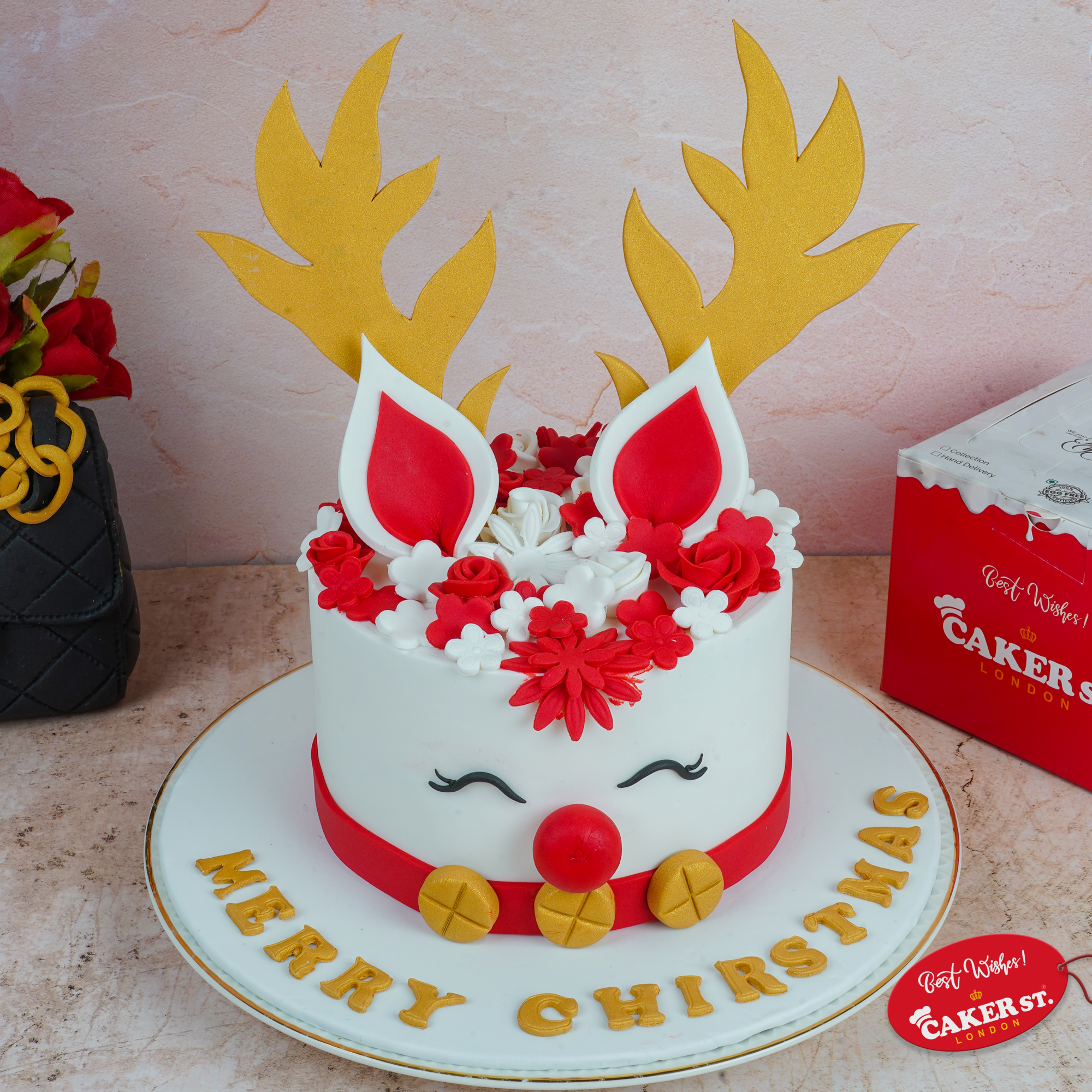 Reindeer Christmas Cake