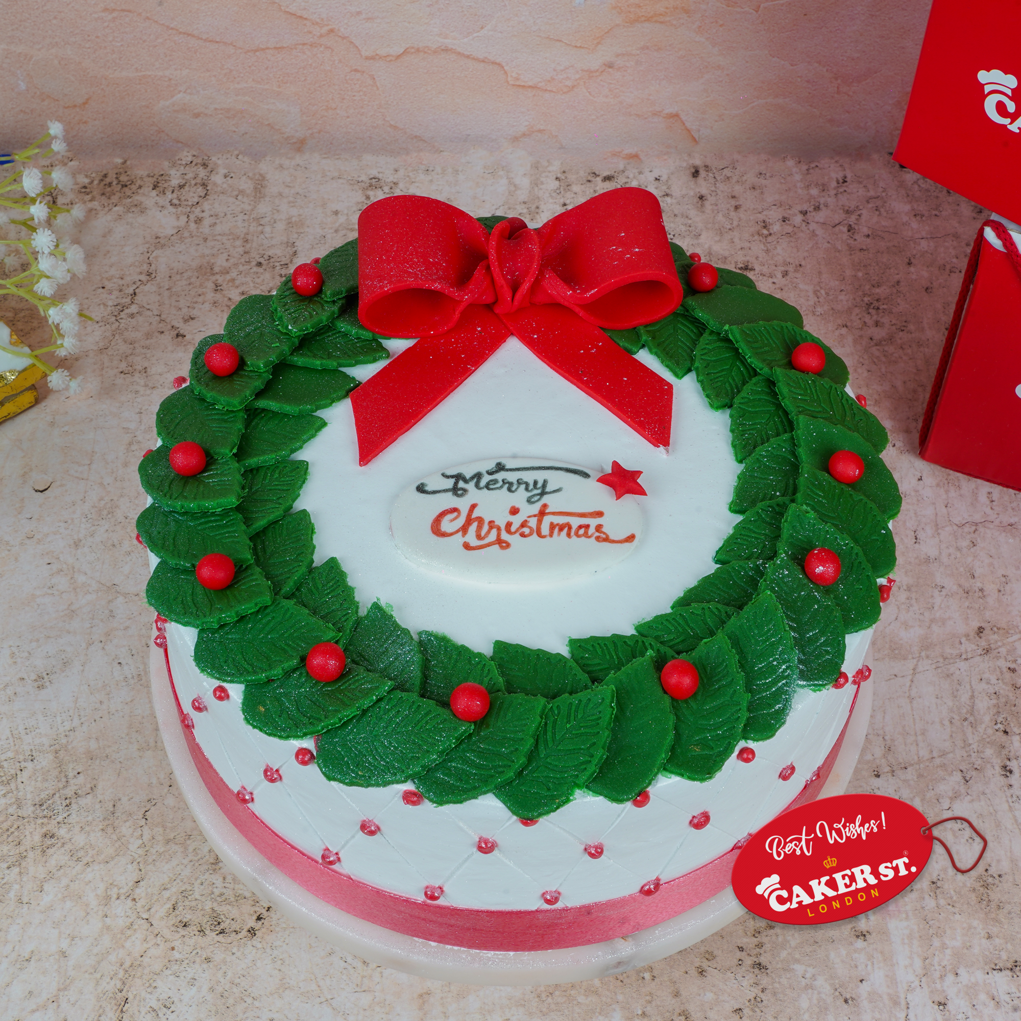 Merry Christmas Wreath Cake