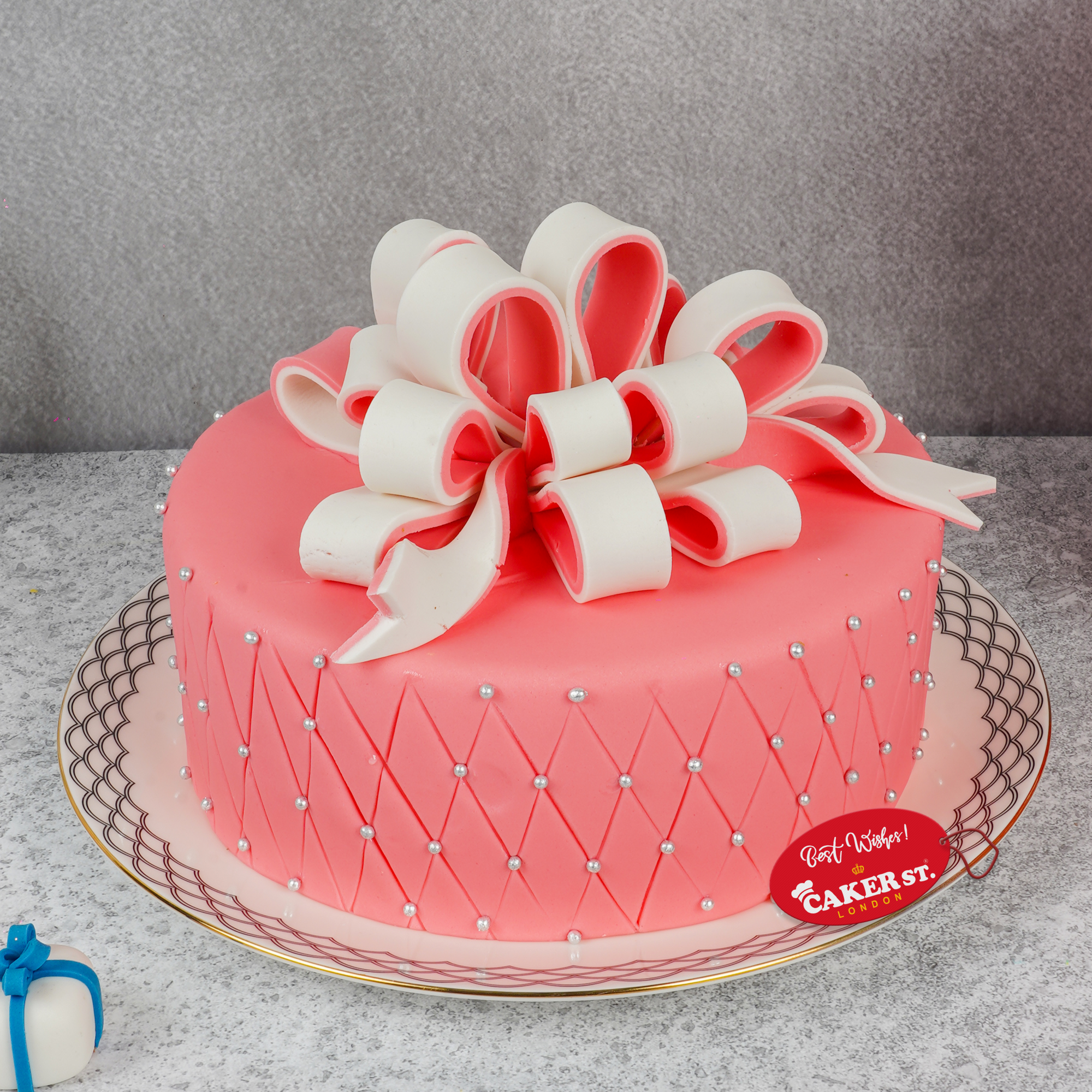 Elegant Bow Birthday Cake For Her